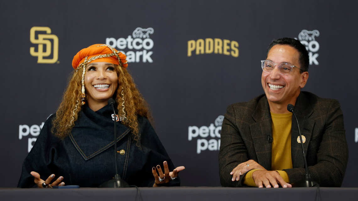 Bill Shaikin: Amid Dodgers' uncertainty, Padres' new owners promise to 'win it all!' 