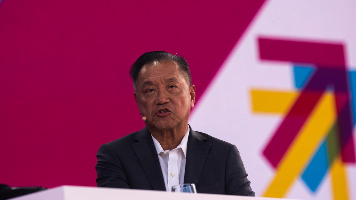 5-star analyst resets Broadcom price target before earnings