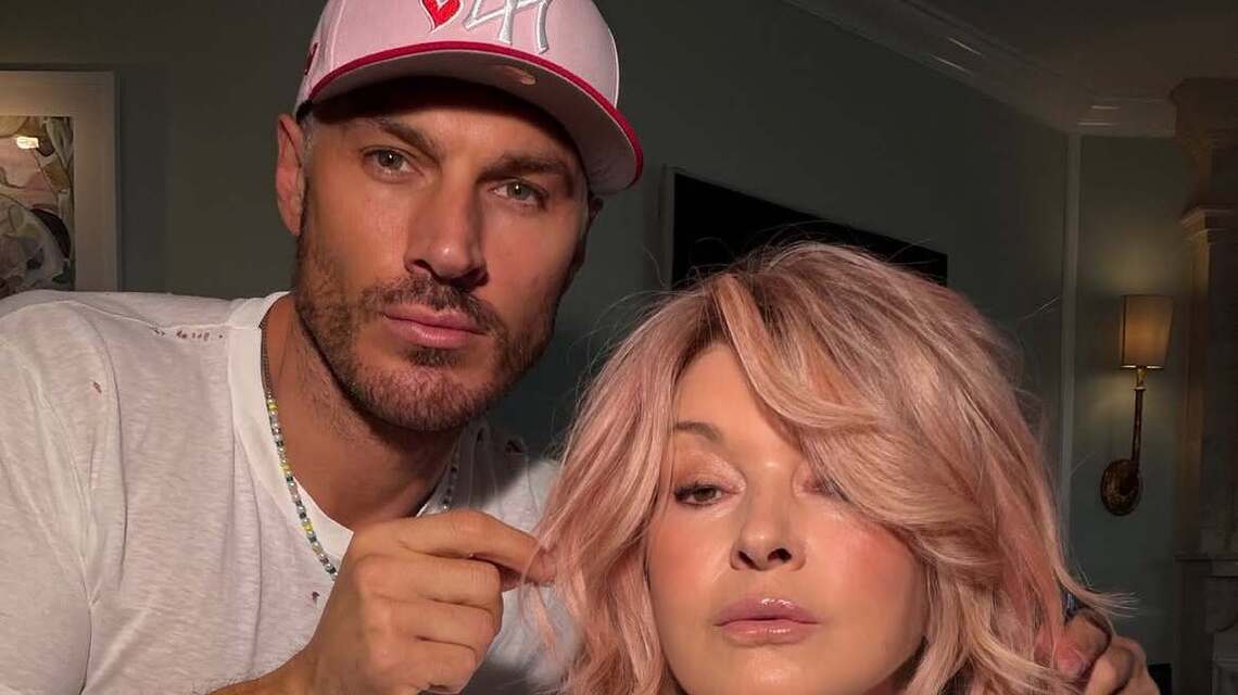 Martha Stewart Debuts 'Rose Gold' Hair, Ditches Signature Blonde Color 