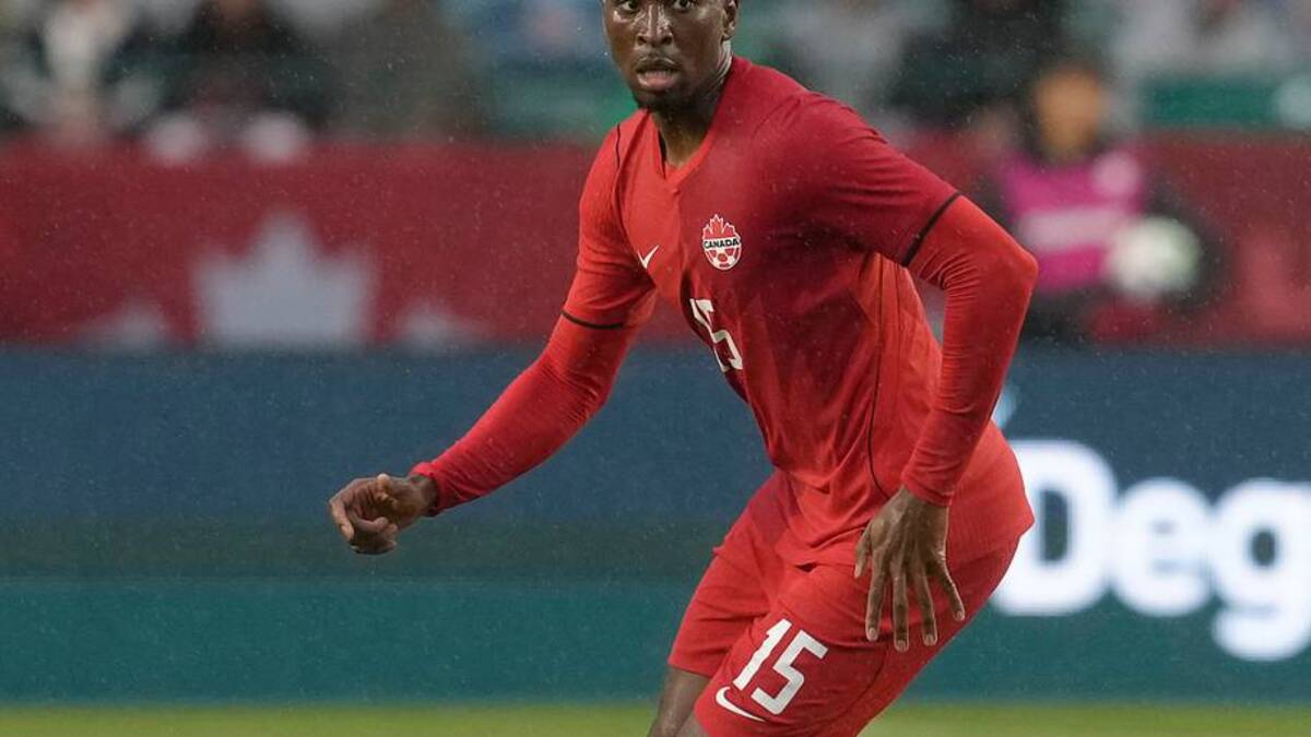  Moïse Bombito's pace defines him as an elite center back in France. | Jeff Vinnick/Getty Images 