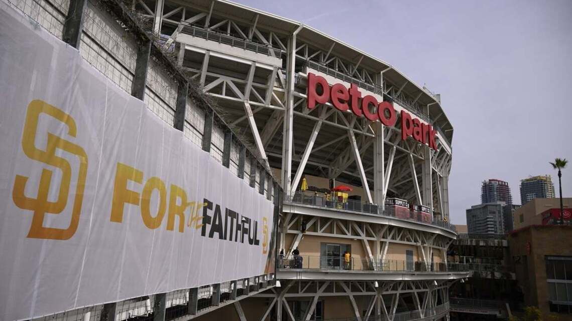 MLB owners unanimously approve Padres' new ownership group