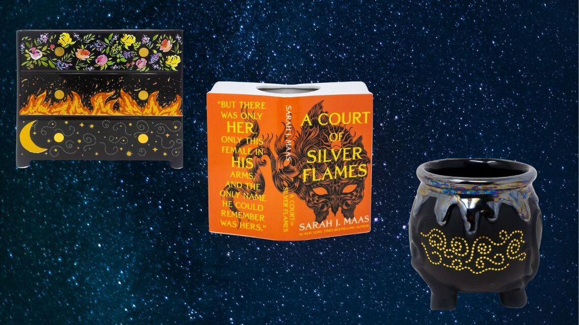 Barnes & Noble Just Dropped an ‘ACOTAR’ Vase Collection