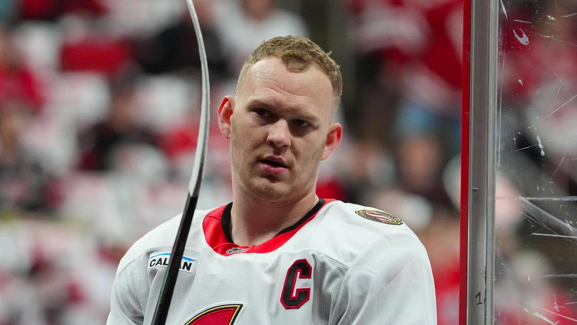  Senators Coach Calls Out 'Average' Performance From Tkachuk And Stutzle 