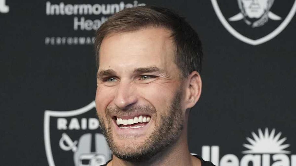  Apr 8, 2026; Las Vegas, NV, USA; Las Vegas Raiders quarterback Kirk Cousins speaks at a press conference at Intermountain Health Performance Center. Mandatory Credit: Candice Ward-Imagn Images | Candice Ward-Imagn Images 
