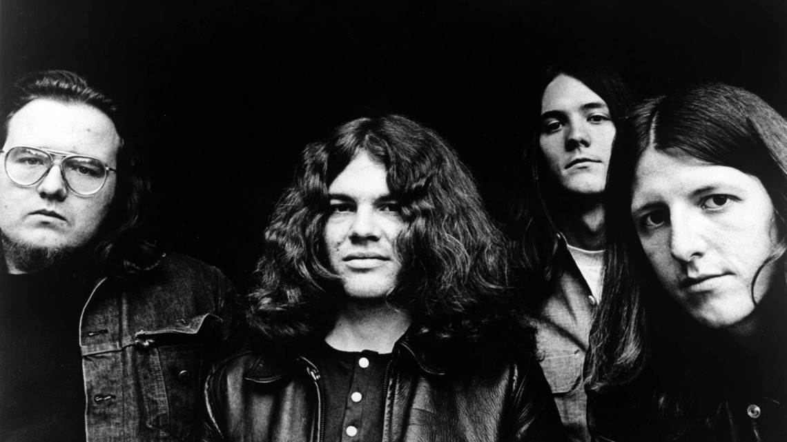 1974 Hit, Inspired by a Real-Life Breakup, Became a Timeless Soft Rock Classic 