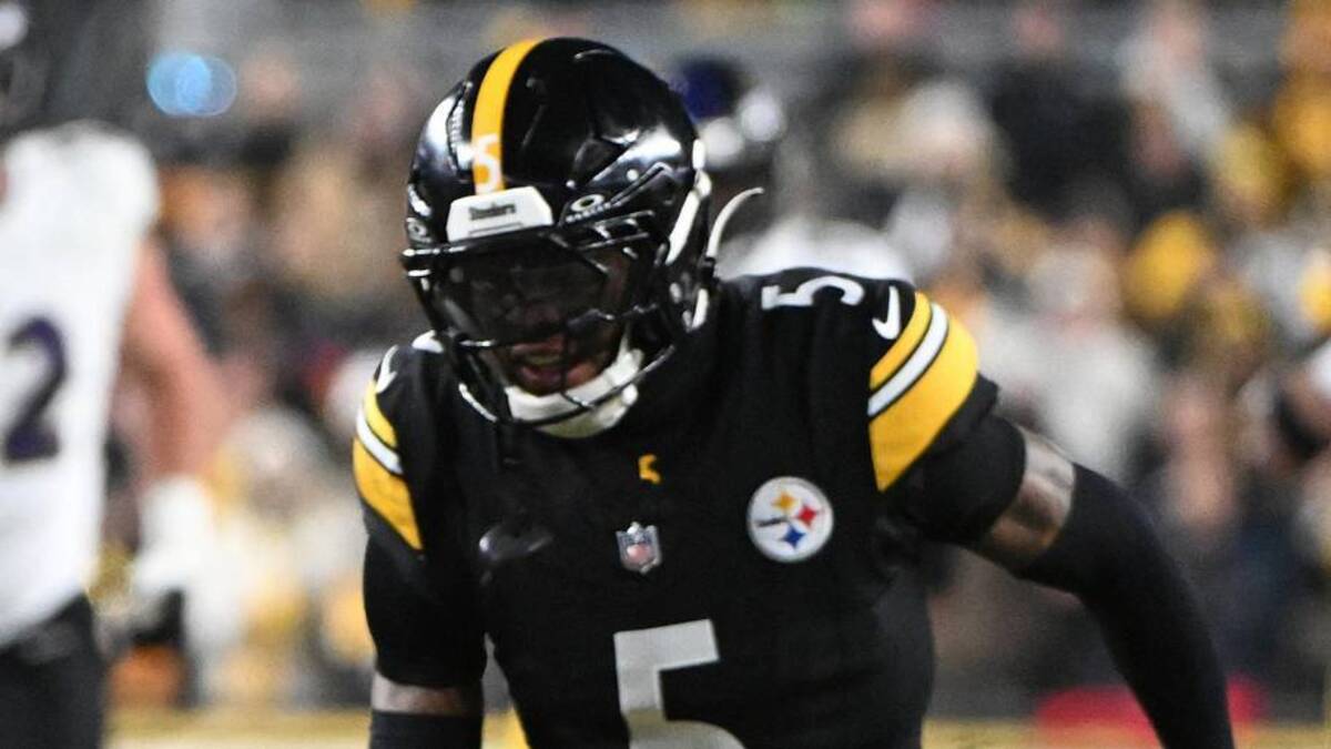  Jan 4, 2026; Pittsburgh, Pennsylvania, USA; Baltimore Ravens wide receiver Devontez Walker (81) scores a touchdown against Pittsburgh Steelers cornerback Jalen Ramsey (5) during the first half at Acrisure Stadium. Mandatory Credit: Barry Reeger-Imagn Images | Barry Reeger-Imagn Images 
