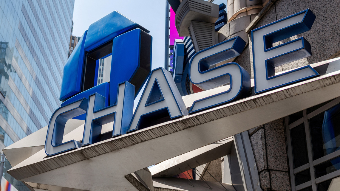 Major US banks post solid third quarter loan growth, but see more competition for deposits 
