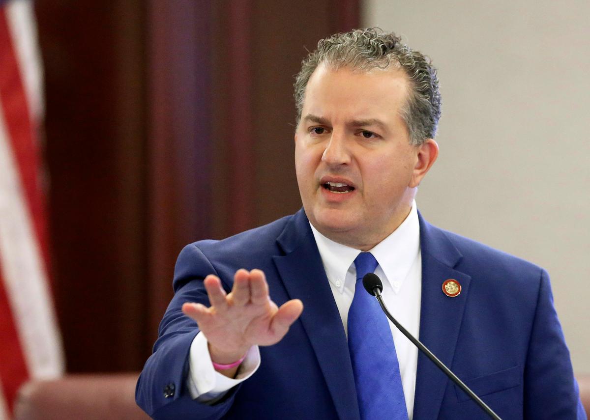 El director Financiero de la Florida, Jimmy Patronis