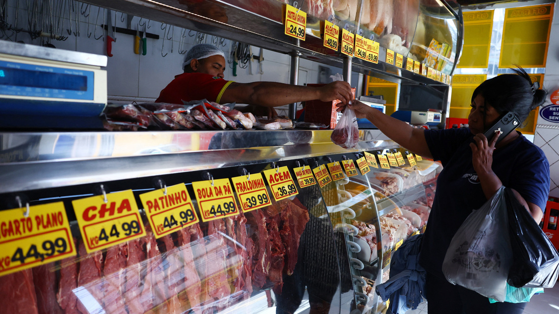 Factbox-EU ban on animal products affects $1.8 billion in Brazilian exports 