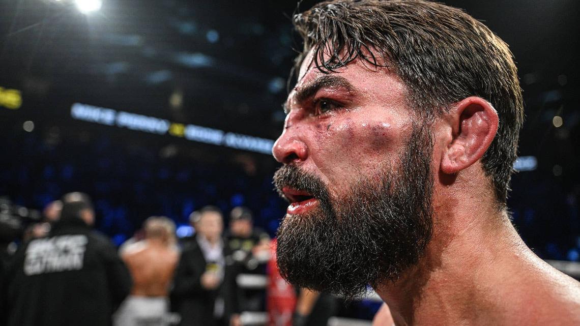 Mike Perry stops a bloody Nate Diaz via corner stoppage 