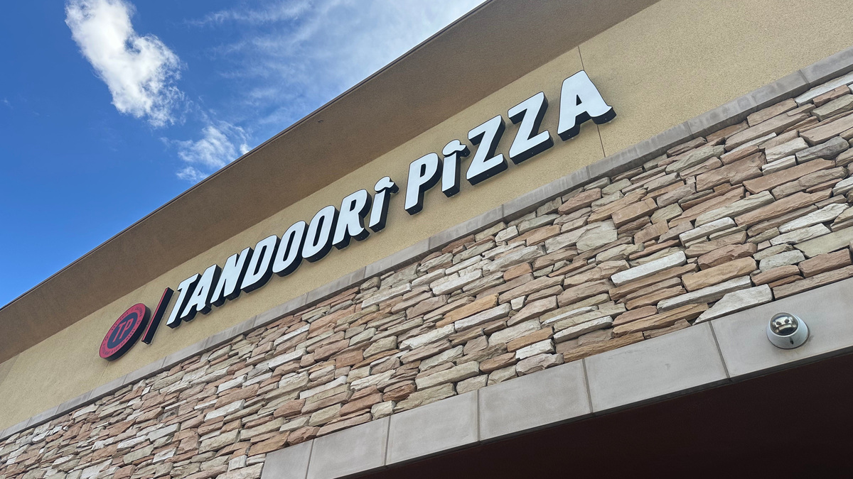 Tandoori Pizza lands in Stockton with bold Indian‑fusion flavors