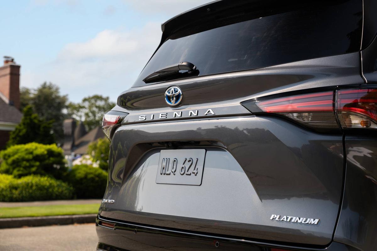  2025 Toyota Sienna Toyota