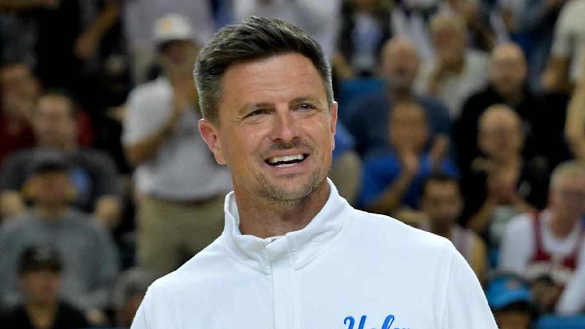  Jan 31, 2026; Los Angeles, California, USA; UCLA Bruins head football coach Bob Chesney is introduced during the basketball game against the Indiana Hoosiers at Pauley Pavilion presented by Wescom Financial. Mandatory Credit: Jayne Kamin-Oncea-Imagn Images | Jayne Kamin-Oncea-Imagn Images 