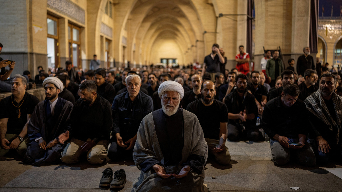 Mourners pray during a public farewell ceremony to pay their respects to late Supreme Leader Ayatollah Ali Khamenei, who was killed on February 28 in Israeli and U.S. airstrikes, at the Imam Khomeini Grand Mosalla, in Tehran, Iran July 4, 2026. REUTERS/Alkis Konstantinidis Foreign media in Iran operate under guidelines set by the Ministry of Culture and Islamic Guidance, which regulates press activity and permissions