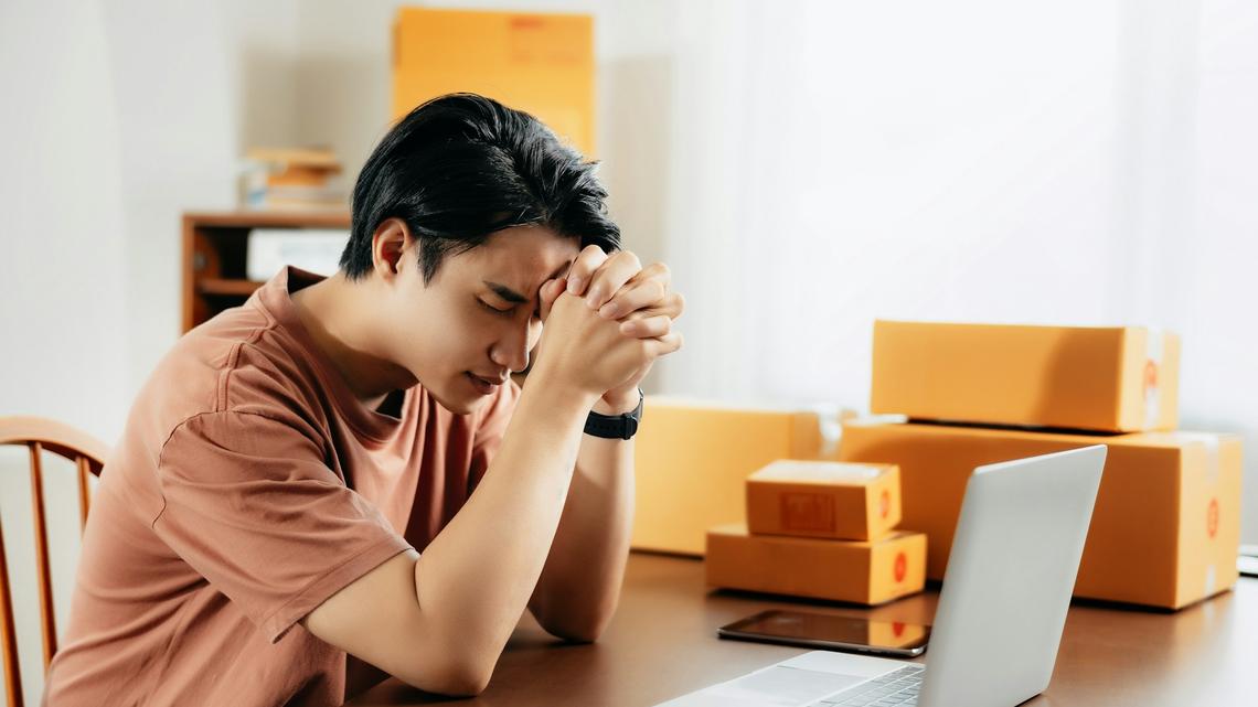 Survey finds entrepreneurs juggling 5 jobs to keep things running