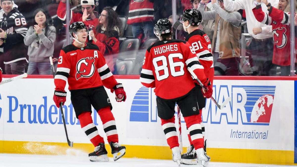 Devils limit Kings to 13 shots, register third consecutive win ...