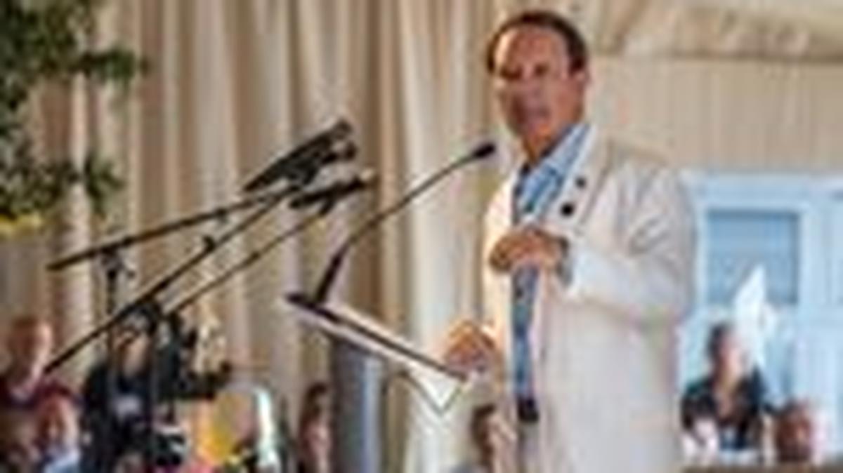 FILE PHOTO: Louisiana Governor Jeff Landry speaks during a christening ceremony in New Orleans, Louisiana, U.S., June 28, 2025. REUTERS/Kathleen Flynn/File Photo