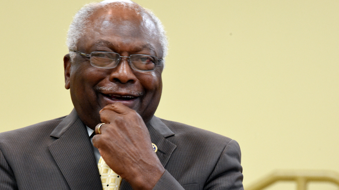 In race between 2 Democrats, SC’s Clyburn heads to Ohio to show his support for one