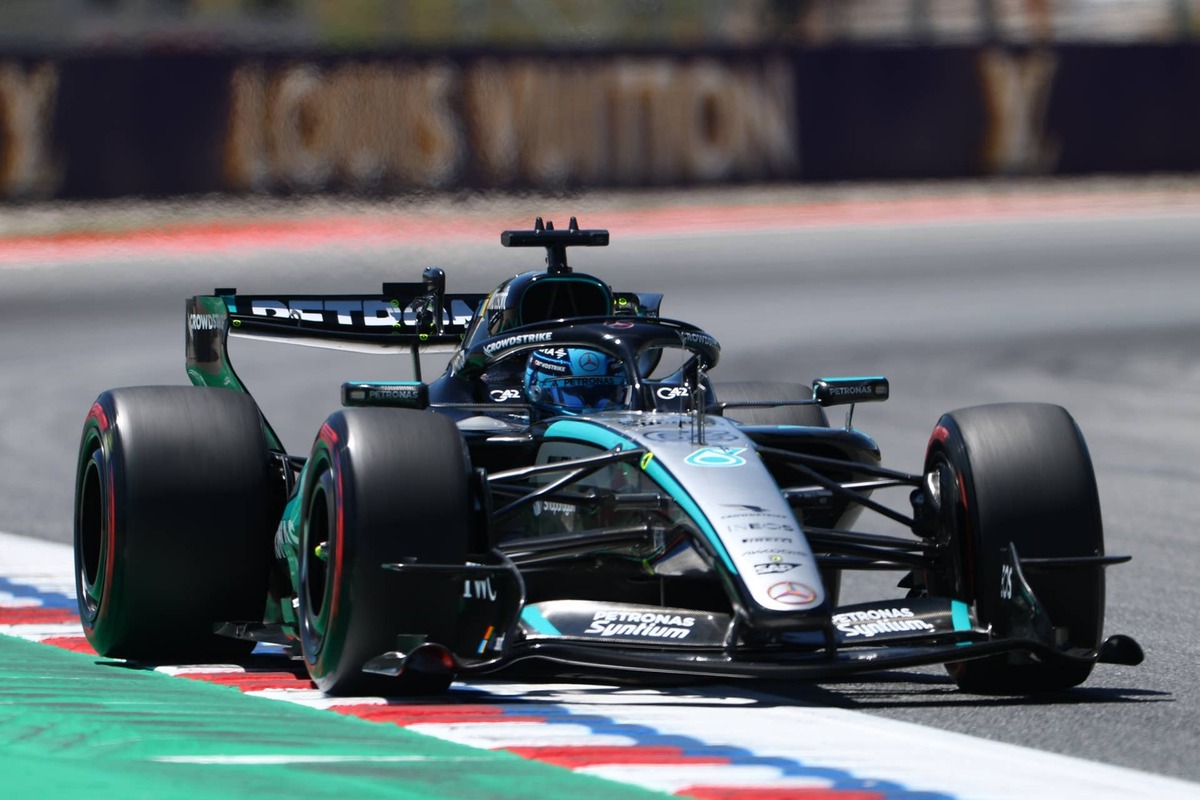  George Russell on track during practice ahead of the 2026 F1 Grand Prix of Barcelona-Catalunya. Photo by Simon Galloway/LAT Images via Getty Images
