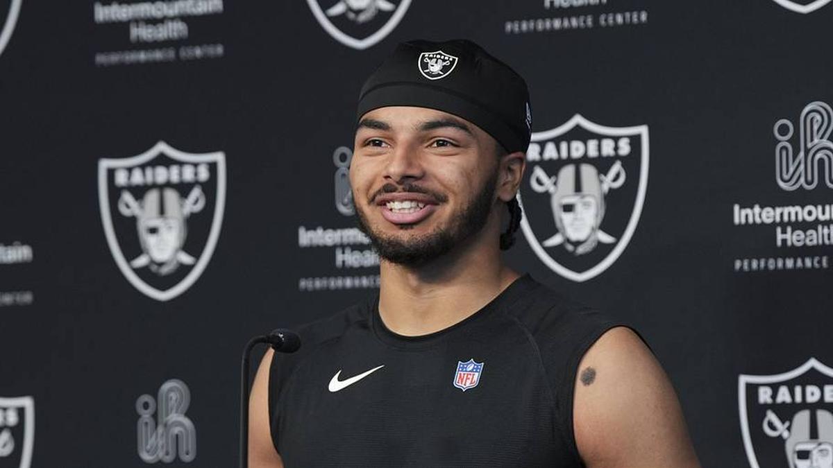  May 2, 2026; Henderson, NV, USA; Las Vegas Raiders safety Treydan Stukes (31) speaks during a news conference at the team's Rookie Minicamp at Intermountain Health Performance Center. Mandatory Credit: Candice Ward-Imagn Images | Candice Ward-Imagn Images 