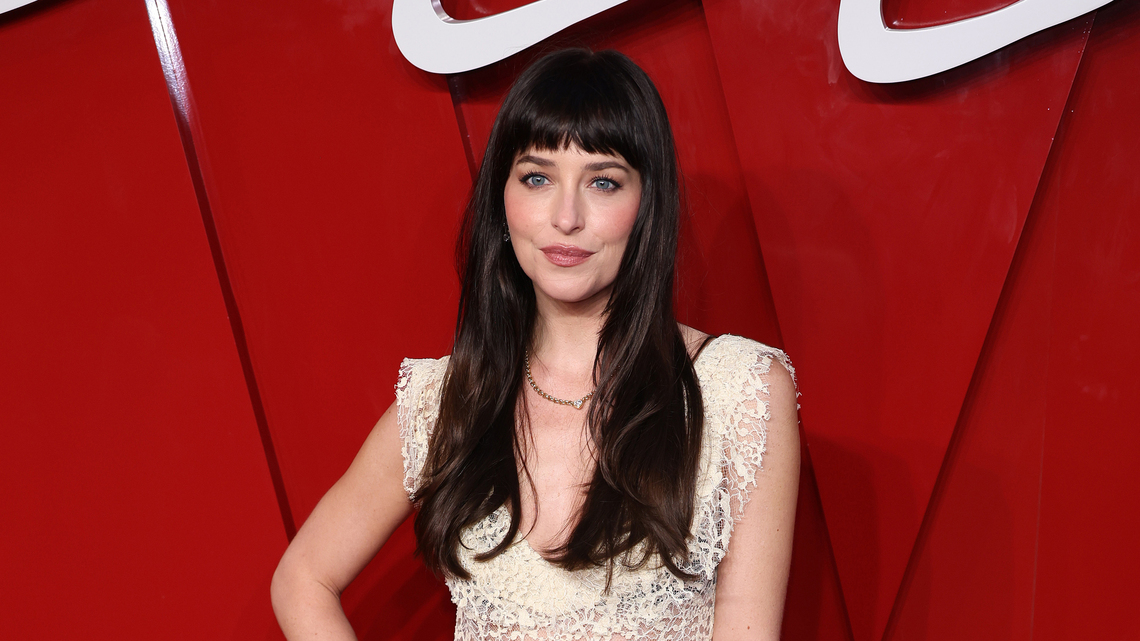 Dakota Johnson Uses the Spray Shoppers Say Adds 'Volume' to Thinning Hair 