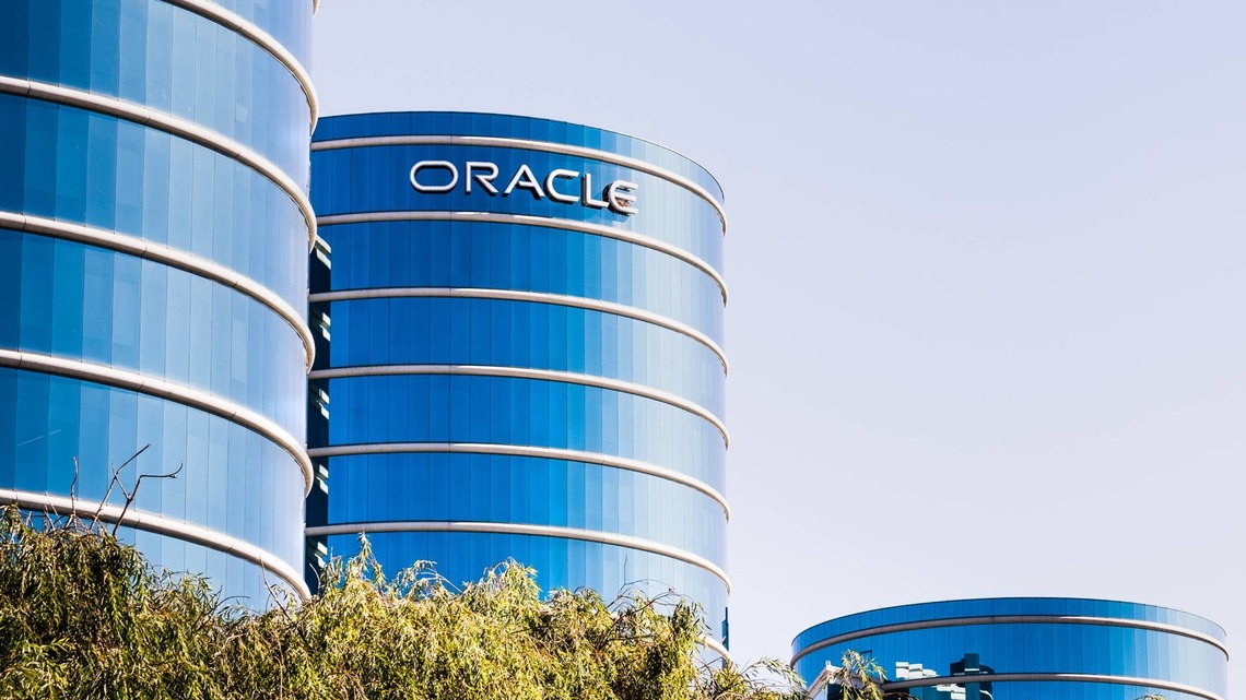 Oracle stock falls for a seventh session as filing risk lands 