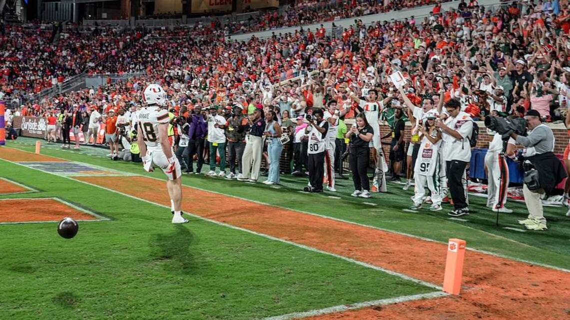 Cooper Barkate's Breakout Game Steals the Show at Clemson