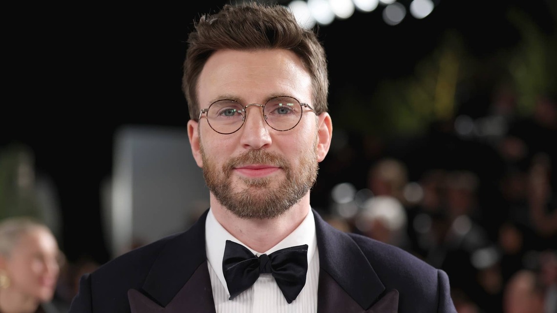 New 'Girl Dad' Chris Evans Reveals the Most Unexpected Part of Fatherhood 