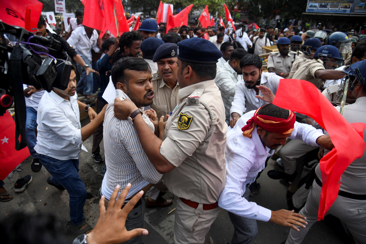 UN experts urge Indian authorities to cease 'use of excessive force' to ...