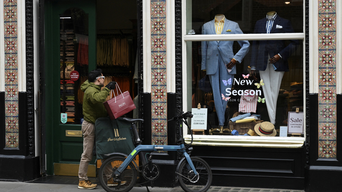 UK retailers report smallest sales drop since January, CBI says 