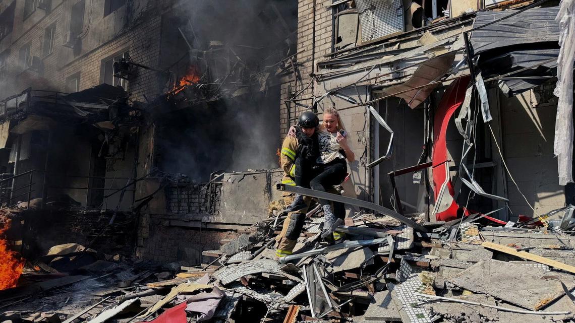 Missile and drone strikes kill eight in Russia and Ukraine 