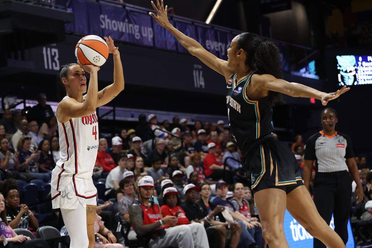 Washington Mystics guard Alex Wilson (4) Geoff Burke-Imagn Images