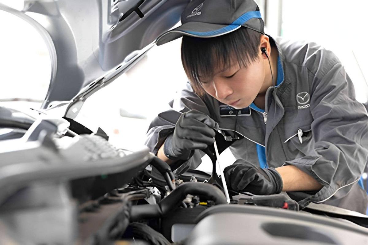 Mazda Automotive Maintenance Technical School Kobe (MASTeC Kobe)