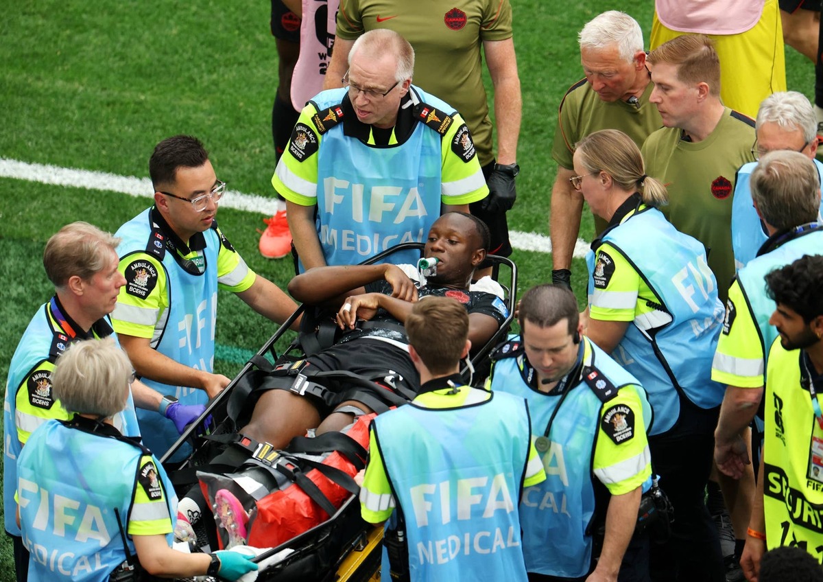  Ismael Kone is stretched off during the FIFA World Cup 2026 Group B match between Canada and Qatar on June 18, 2026 in Vancouver, British Columbia. (Photo by Emilee Chinn/Getty Images)