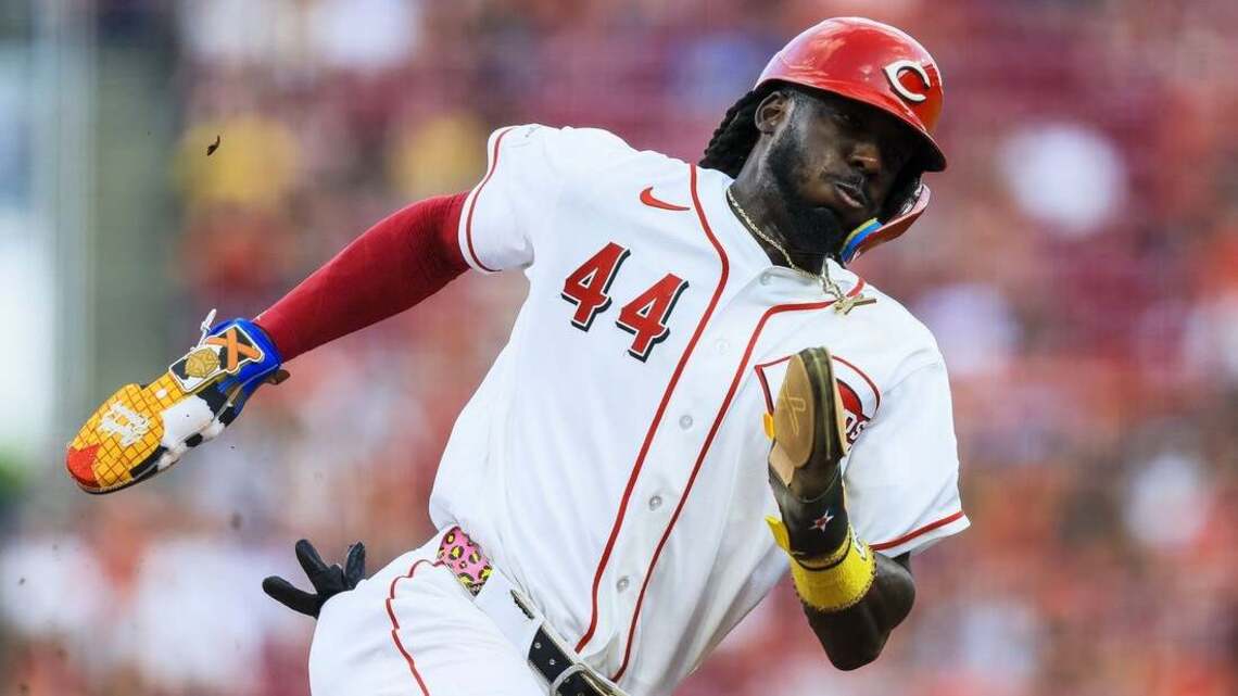 Elly De La Cruz sparks Reds' walk-off win over Pirates 