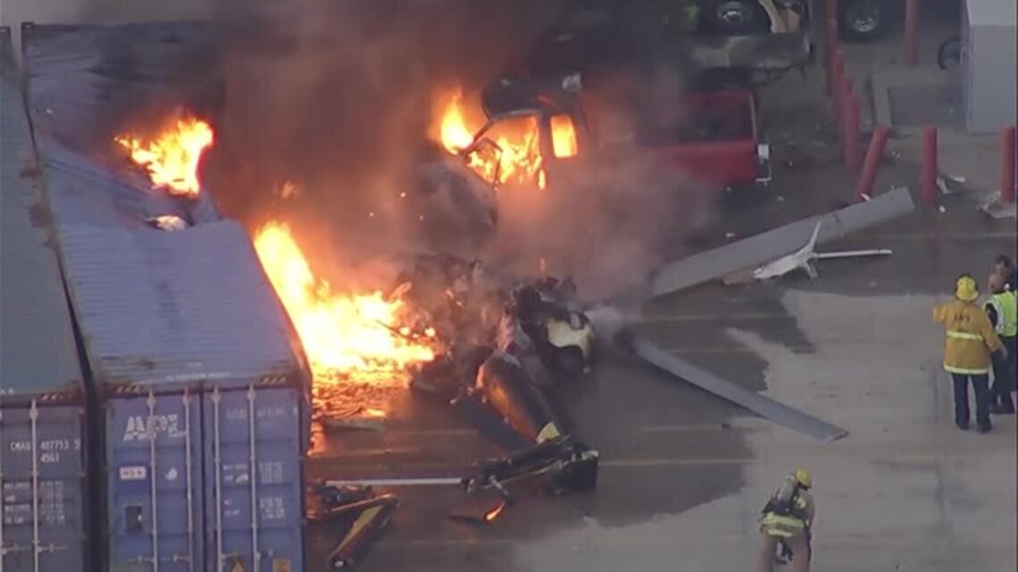 News helicopter crashes in Los Angeles, killing three