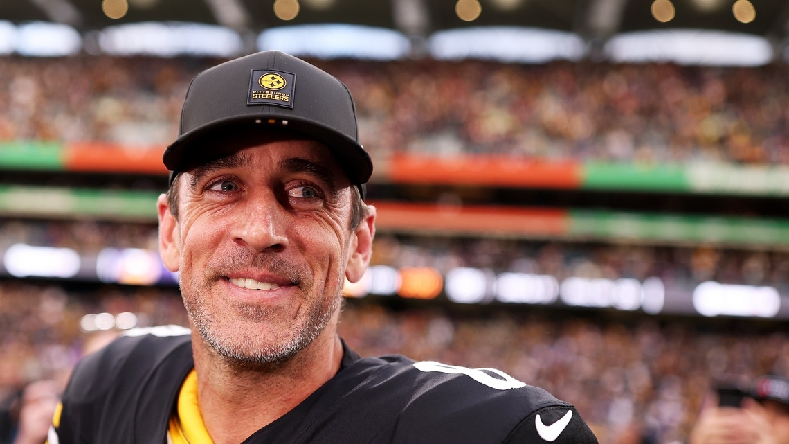 Aaron Rodgers Secretly Funded Security Cameras in His Neighborhood: Report 