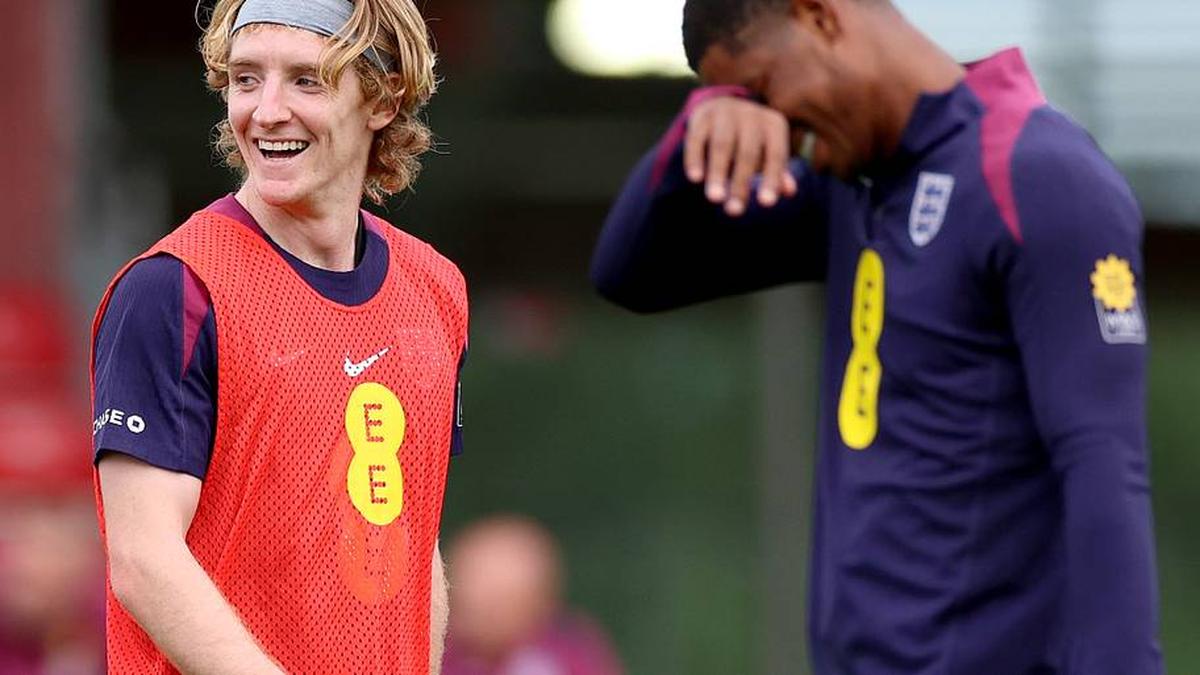  It will be an interesting England camp for Anthony Gordon (left) and Marcus Rashford. | Eddie Keogh/The FA/Getty Images 