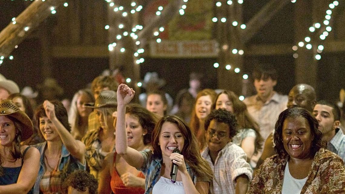 'Hannah Montana: The Movie' Child Dancer Reveals 'Not Bad' Residual Payout 