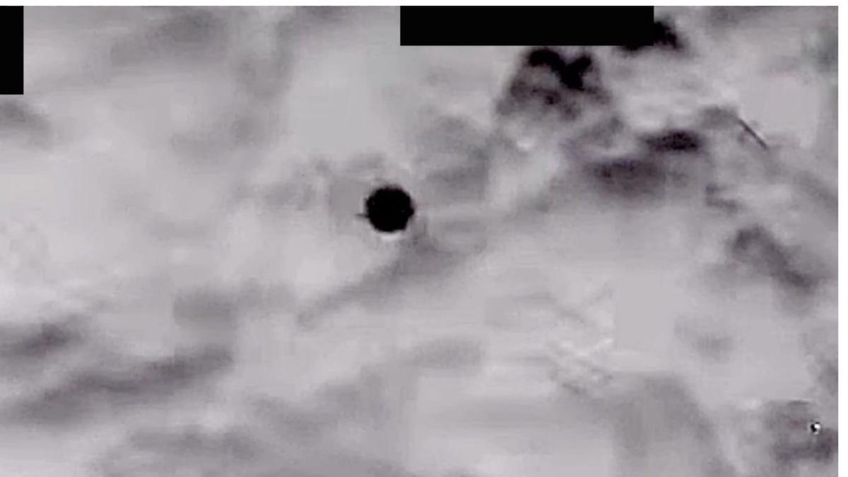  AARO assesses that this video, whose uploader-defined title is, Spherical UAP over AFG in and out of clouds 23 Nov 2020, is likely derived from an infrared sensor aboard a U.S. military platform operating in the United States Central Command area of responsibility in November 2020. A user uploaded this video to a classified network in June 2024. (US DOW via SWNS) 