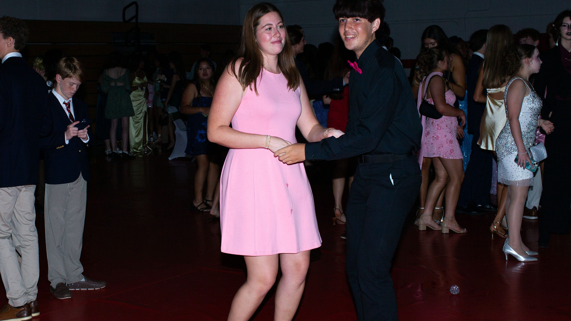 Leon High School students step into 'Enchanted Forest' homecoming dance