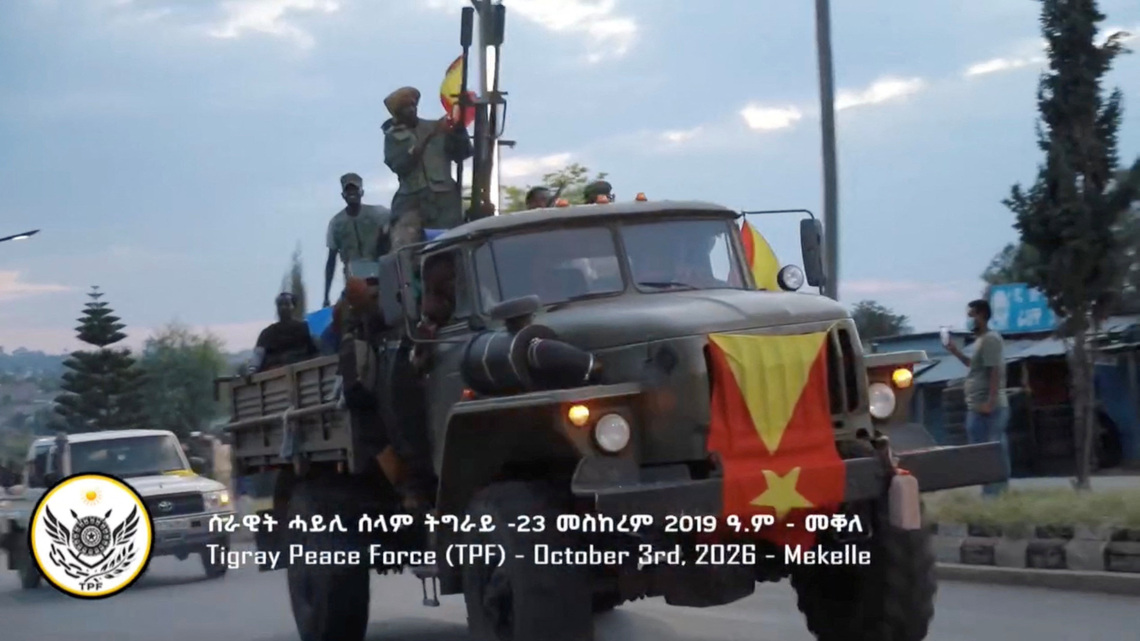 Airstrikes and artillery hit north Ethiopia as government and rebels clash, sources say 