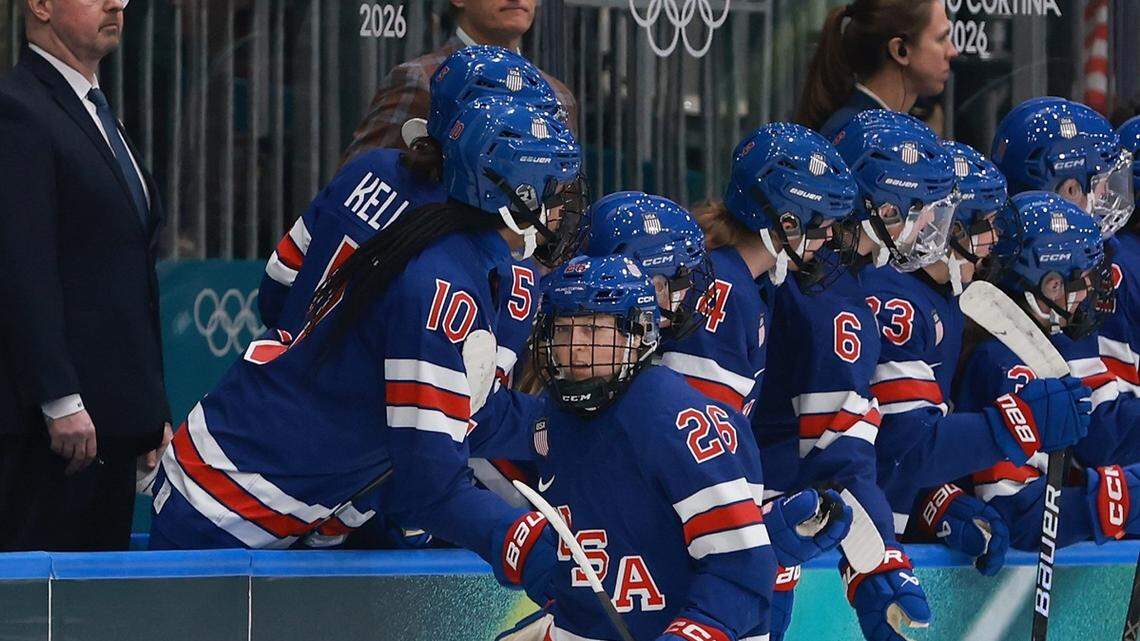 Coyne-Schofield scores twice as US routs Italy in women’s hockey quarterfinals