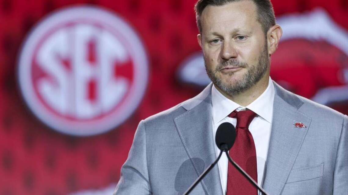New Arkansas coach treating debut vs. North Alabama like a Super Saturday 