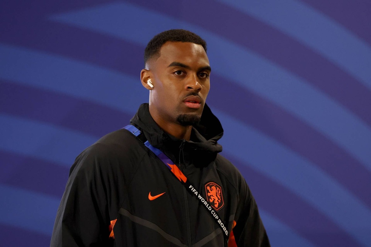  Ryan Gravenberch #8 of Netherlands arrives at the stadium before the FIFA World Cup 2026 Group F match between Netherlands and Sweden at Houston Stadium on June 20, 2026 in Houston, Texas. (Photo by Molly Darlington/Getty Images) Photo by Molly Darlington/Getty Images