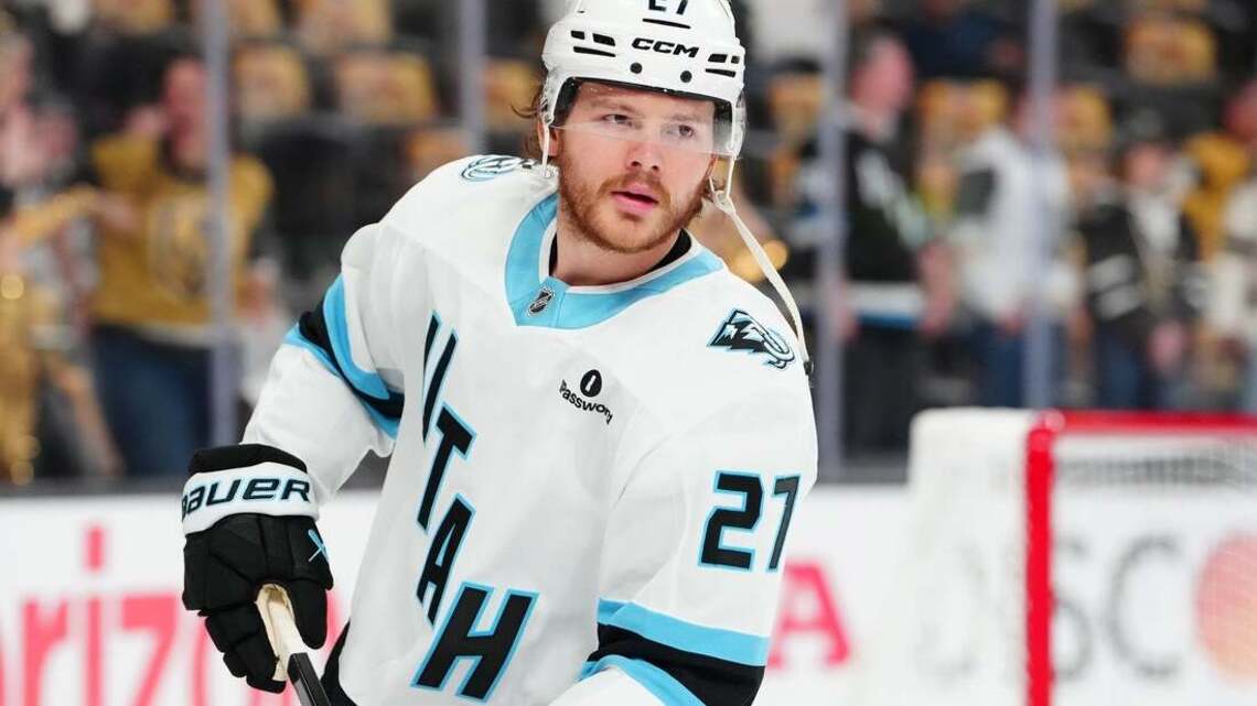 Mammoth match Barrett Hayton offer sheet from Devils 