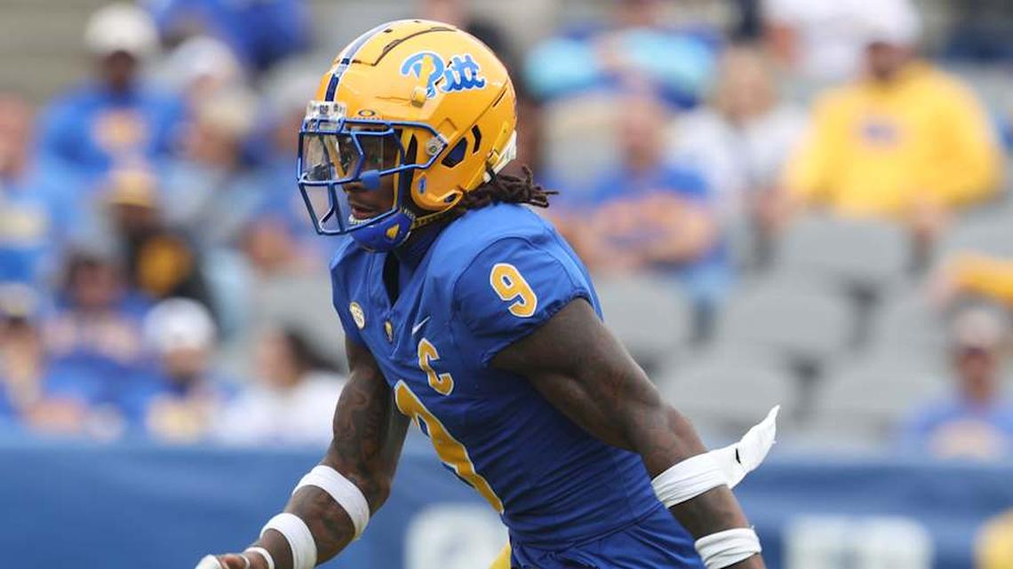  Sep 6, 2025; Pittsburgh, Pennsylvania, USA; Pittsburgh Panthers linebacker Kyle Louis (9) in action against the Central Michigan Chippewas during the second quarter at Acrisure Stadium. Mandatory Credit: Charles LeClaire-Imagn Images | Charles LeClaire-Imagn Images 