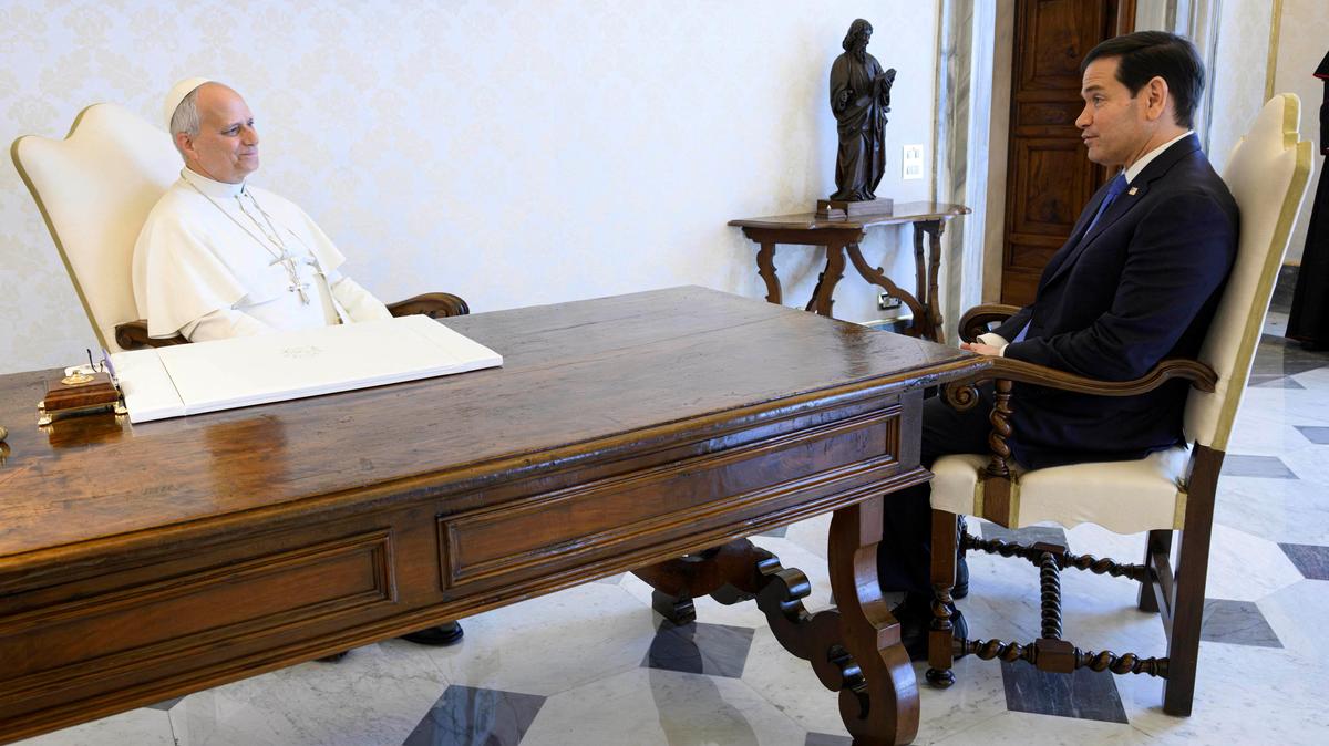 Pope Leo XIV meets U.S. Secretary of State Marco Rubio at the Vatican, May 7, 2026. Vatican Media/Simone Risoluti/Handout via REUTERS ATTENTION EDITORS - THIS IMAGE WAS PROVIDED BY A THIRD PARTY