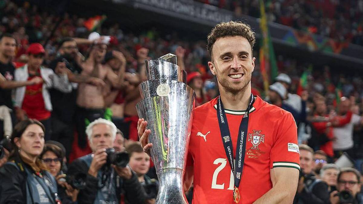  Jota passed less than a month after Portugal won the Nations League for a second time. | Maja Hitij/UEFA/Getty Images 