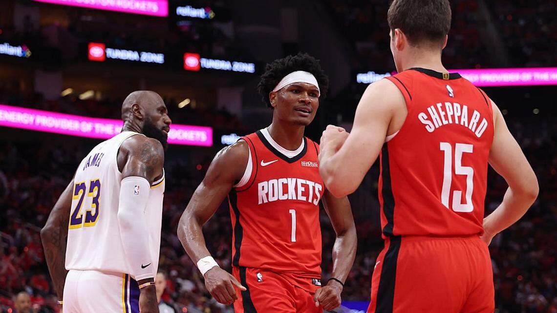Injury-depleted Rockets, Lakers both feeling urgency about Game 5